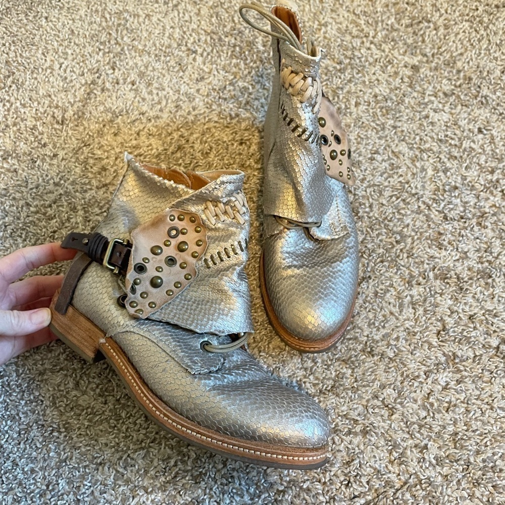 A.S.98 Riverbed Combat Boots Metallic Size 37 us size 6.5/7